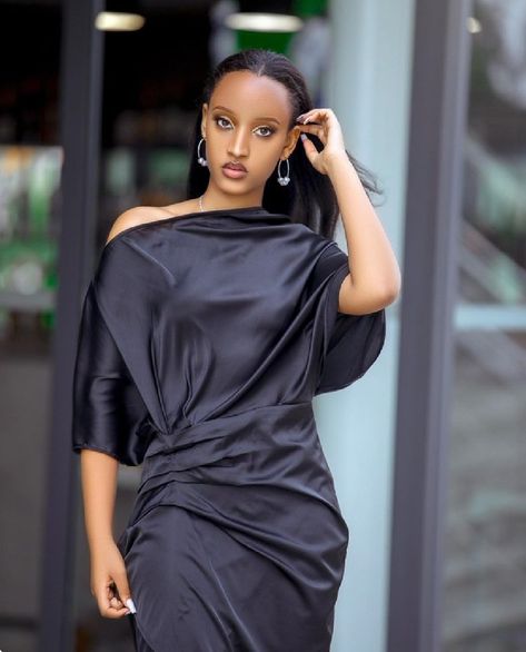 Miss Muheto Nshuti Divine and other  Beauty Pageants at Miss Rwanda 2022 Pageant /  Face Models

#MissMutabaziIsingizweSabine
#MissMuhetoNshutiDivine
#MissIkireziMusoniKevine
#MissUwimanziVanessa
 #rwandanwoman #missrwanda #rwandafacemodel #rwanda #visitrwaanda #kigali #misskigali #stunningbeauty #rwandanbeauties #beautifulwoman #stunningbride #stunningwoman #beautifullady #beauty  #worldbeauties #missuniverse #missworld  #ladies #inyarwanda #socialmedia #vogue #mannequin #rwandafacemodel #afric Brown Skin Makeup, Pinterest Makeup, Miss World, African Culture, Beauty Pageant, Nairobi, Brown Skin, African Women, Soft Girl