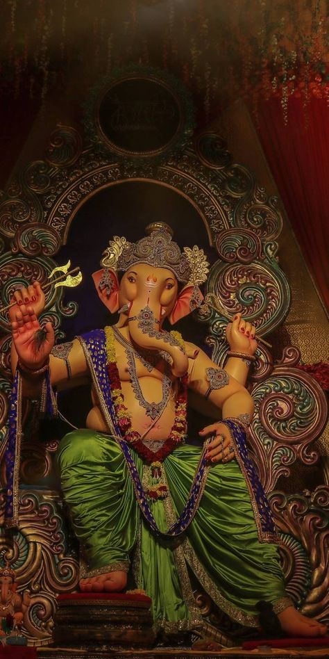 Ganesh Ji Aesthetic, Devotional Photos, Ganesh Chaturthi Photos, Trending Wallpapers, Dripping Paint Art, Ganesha Chaturthi, Ganesha God, Lion Live Wallpaper, Diwali Wallpaper