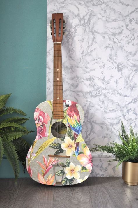 Music Themed Rooms, Guitar Decorations, Guitar Shelf, Painted Ukulele, Ukulele Art, Acoustic Guitar Photography, Aesthetic Items, Guitar Wall Art, Instruments Art