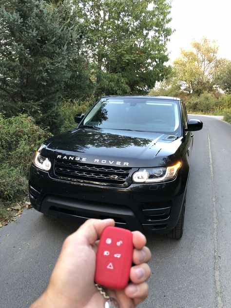 Range Rover Aesthetic, Rover Aesthetic, Red Range Rover, Car Range Rover, Range Rover Sport Black, Range Rover P38, Range Rover Black, Cars Range Rover, Range Rover Car