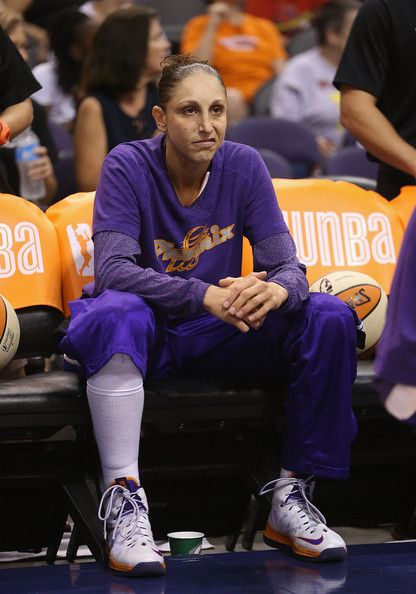 Diana Taurasi, Dream Woman, Future Wife, Wnba, Smash Cake, Womens Basketball, Woman Crush, Mood Pics, Sports Women