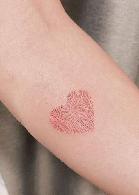 Goth Tatoos, Fingerprint Tattoos, Tiny Art, Tattoos Geometric, Red Ink Tattoos, Red Tattoos, Classy Tattoos, Discreet Tattoos, Dainty Tattoos