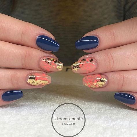 Lecente™ on Instagram: “Absolutely beautiful set by @inspirednailsandbeautybw using our Bright Gold Foil! We love this colour combo 😍❤️ #lovelecente #lecentefoil” Foiled Nails, Winter Nail Art Ideas, Nailart Ideas, Foil Nail Art, Gold Nail Art, Nail Foil, Foil Design, February Nails, Galaxy Nails