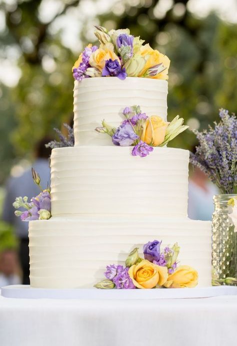 Yellow Wedding Cakes, Yellow Flower Decoration, Lavender And Yellow Wedding, Lilac Wedding Colors, Bridesmaid Dresses Purple, August Wedding Colors, September Wedding Colors, Yellow Wedding Cake, Yellow Wedding Colors