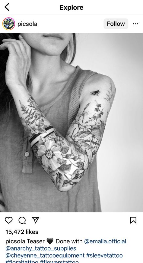 Cyberciligism Tattoo, Botanical Tattoo Sleeve, Natur Tattoo Arm, Tattoo Band, Arm Sleeve Tattoos For Women, Nature Tattoo Sleeve, Wrap Tattoo, Feminine Tattoo Sleeves, Wildflower Tattoo