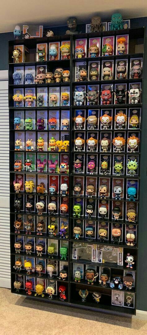 Displaying Pop Figures, Funko Pop Shelves Diy, Funko Wall Display, Funko Collection Display, Funko Pop Display Ideas Shelves, Diy Funko Pop Display, Funko Pop Organization, Funky Pop Display Ideas, Funko Pop Room