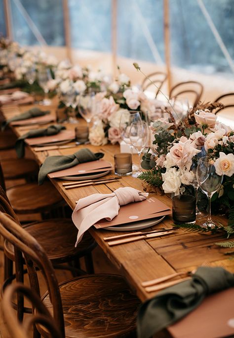 Terracotta Blush Sage Wedding, Bush Wedding Ideas, Bush Wedding Decor, Blush Napkins Wedding, Sage Blush And Gold Wedding, Australian Bush Wedding, Sage And Blush Wedding Decor, Rural Wedding Ideas, Bush Wedding Australian