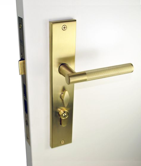 Knurled Domici Satin Brass OZI-1 Lock Combo https://www.nidus.net.au Entrance Handle, Door Handles And Locks, Contemporary Door, Mortice Lock, Pivot Doors, External Doors, Stainless Steel Polish, Door Furniture, Door Accessories