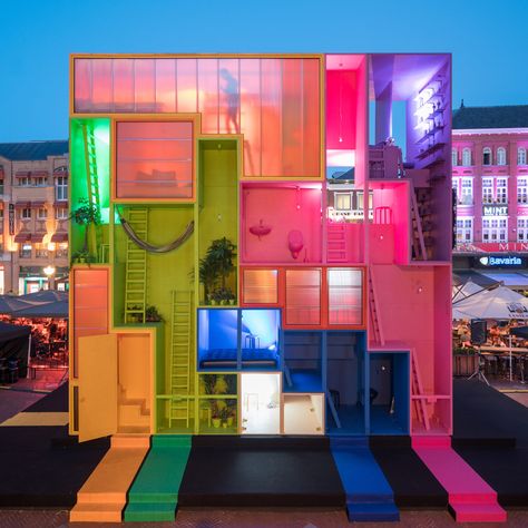 Dutch studio MVRDV has built a colourful, futuristic hotel, made up of nine rooms that can be moved into different configurations Hotel Architecture, Indie Room, Design Hotel, Future City, Grid Design, Design Week, West Side, Hotel Design, Dutch Design