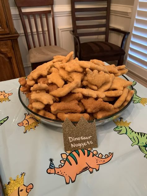 3 Rex Birthday Party Food Ideas, Dinofour Birthday Party Ideas, Ice Age Birthday Party Ideas, Food Ideas For Dinosaur Birthday Party, Jurassic Party Food, 3 Rex Food Ideas, Dino Punch Recipe, 2 Rex Birthday Party Girl, 3 Dinosaur Birthday Party