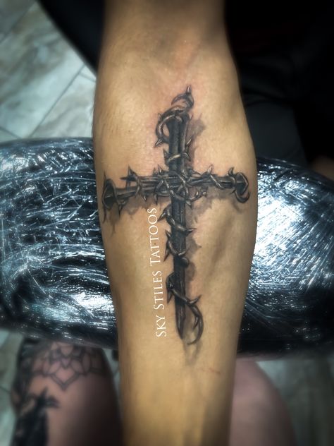 Cross And Thorns Tattoo, Cross Of Thorns Tattoo, Thorn Cross Tattoo, Rosery Tattoos Men, Cross With Thorns Tattoo, Jesus Thorn Crown Tattoo, Cross With Crown Of Thorns Tattoos For Men, Thorns Tattoo, Cross Tattoo On Hand