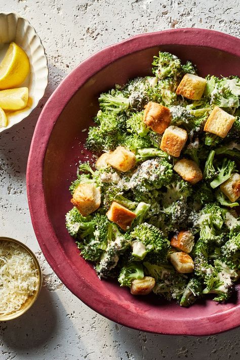 Broccoli Caesar Salad Broccoli Ceasar Salad, Caesar Broccoli, Broccoli Caesar Salad, Broccoli Caesar, Vegetable Salad Recipes, 5 Ingredient Dinners, Broccoli Salad Recipe, Caesar Salad Recipe, Dry January