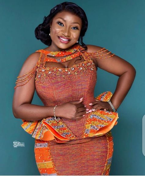 Latest Kaba Styles, Kaba Styles, Trending Blouse, Ghana Fashion, 20 Makeup, Kente Dress, African Fabric Dress, Traditional African Clothing, African Print Dress Ankara