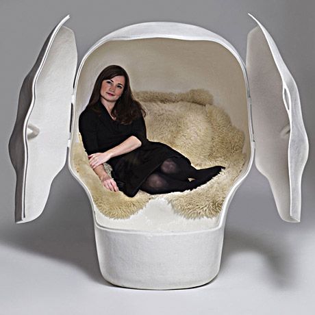 Sensory Deprivation Skull Chair Horror Photography, Gothic Stuff, Sensory Deprivation, Amazing Pumpkin Carving, Castle Decor, Spooky Home Decor, Spooky Home, Small Bath, Art Chair