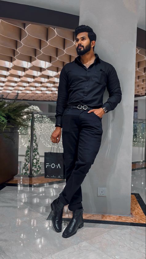 Full Black Outfit Men Casual, Full Black Outfit Men, Dress Code Men, All Black Outfit For Party, Suit Styles For Men, Full Black Outfit, All Black Party, Party Outfit Men, Black Outfit Men