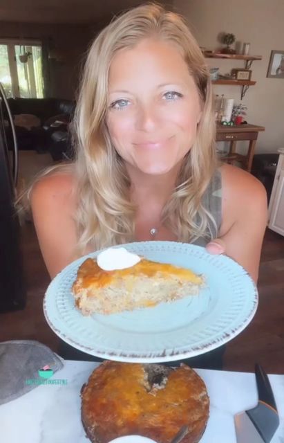 Keto Diet Recipes on Instagram: "Save this Recipe. Double tap if you love this keto Taco Pie. Tag your friends 👫 . Taco Pie By @kristysketolifestyle . Follow for more amazing video's. (@ketorebot ) You can get amazing custom keto diet plan which will help you to stay in balance with your carbs and you can also get RECIPE'S GUIDE.so click on the link in bio now and start your keto journey @ketorebot . This has been a staple in our house for the past few years! My family loves it. I decided to d Keto Taco Pie, Taco Pie Recipes, Taco Pie, Keto Taco, Ketosis Diet, Custom Keto Diet, Breakfast Tacos, Keto Meal Prep, Sweet Potato Pie