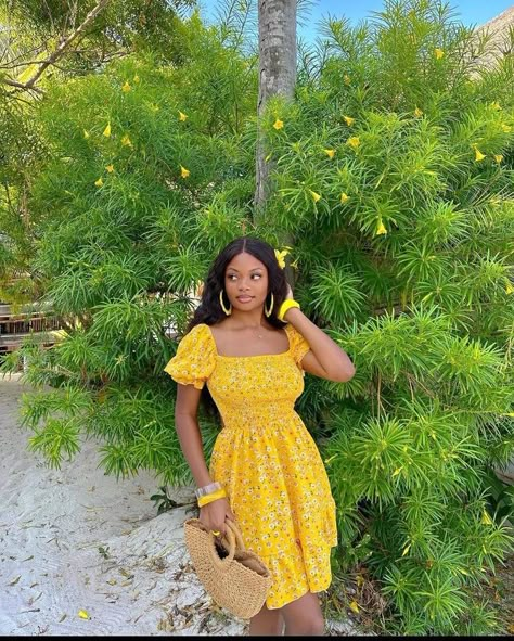 Dressy Outfits Black Women, Cute Dressy Outfits, Elegant Summer Outfits, Picnic Outfit, Classy Short Dresses, Pool Party Outfits, Cute Modest Outfits, Modest Dresses Casual, Best Dress