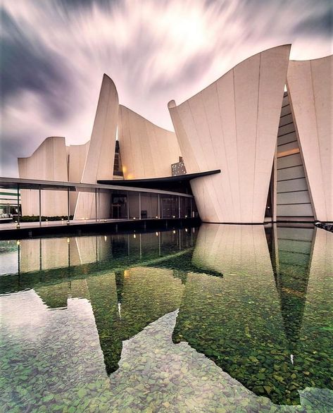 Toyo Ito Architecture, Architecture Cool, Mexico Photography, Museum Photography, Toyo Ito, Old Abandoned Houses, Museum Architecture, Classical Architecture, Futuristic Architecture