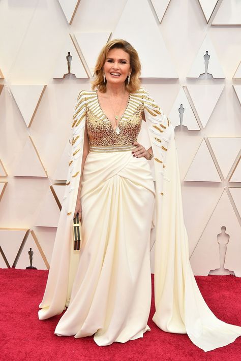 Long Western Dress, Asoiaf Fashion, Oscars 2020 Red Carpet, Wedding Parents, Christian Dior Gowns, Oscar 2020, Academy Awards Red Carpet, Oscars 2020, Dior Gown