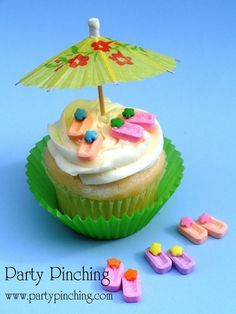 Deco Cupcake, Beach Cupcakes, Savory Cakes, Summer Cupcakes, Hello Cupcake, Cupcake Tutorial, Cupcake Designs, Wedding Dessert, Easy Food