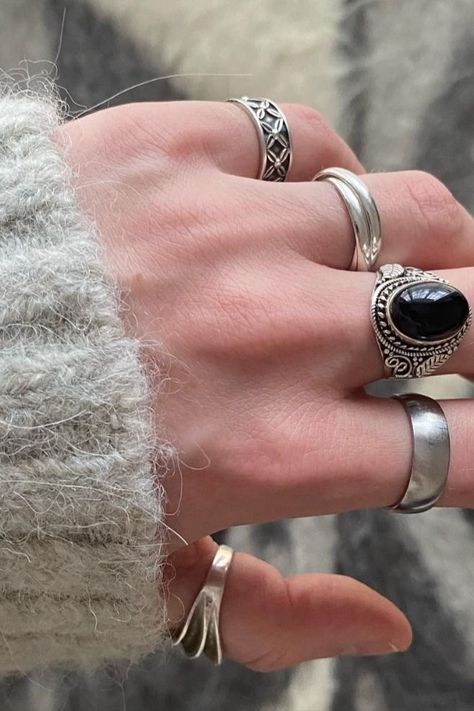 Hand Jewelry Rings, Spiral Jewelry, Indie Jewelry, Jewelry Accessories Ideas, Ring Stack, Chunky Jewelry, Funky Jewelry, Stacked Jewelry, Hand Jewelry