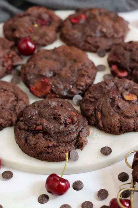 Black Forest Cookies! - Jane's Patisserie Black Forest Cookies Recipe, Black Forest Cookies, Forest Cookies, Black Forest Gateau, Cookies Stuffed, Janes Patisserie, Cookie Types, Best Cookies Ever, Chocolate Sponge Cake