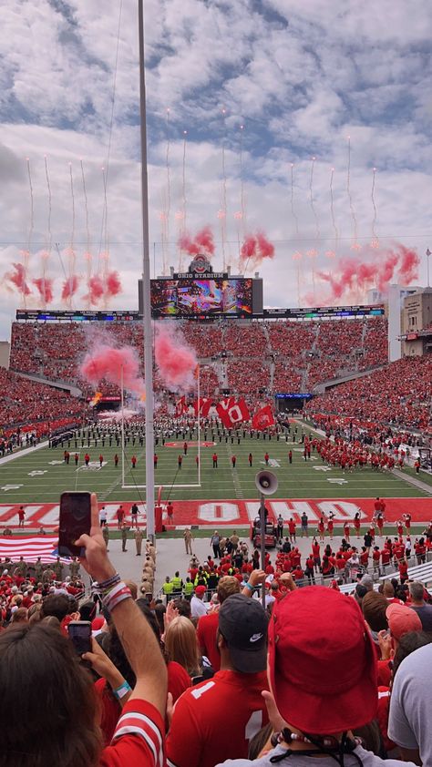 Ohio State Aesthetic, Ohio State Football Wallpaper, Ohio State Marching Band, Aesthetic Wallpaper For Laptop, Osu Buckeyes Football, Wallpaper For Laptop, College Vision Board, Buckeye Nation, Ohio State Buckeyes Football