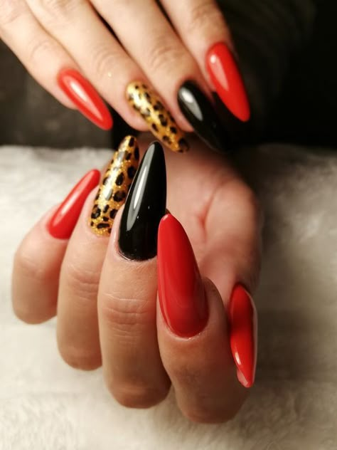 19 Captivating Red Gel Nail Ideas for Timeless Glamour Red Leapord Nails, Red And Black Leopard Nails, Red Animal Print Nails, Black Leopard Nails, Red Leopard Print Nails, Red Cheetah Nails, Matte Stiletto Nails, Nails Colour, Leopard Nail Designs