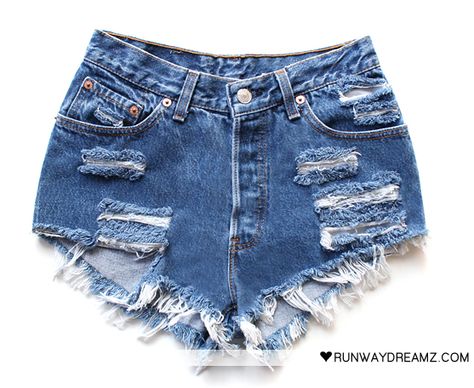 Jesse Vintage Frayed Studded Shorts Jean Gown, High Waisted Ripped Shorts, Distressed High Waisted Shorts, Vintage High Waisted Shorts, Denim Shorts Style, Ripped Jeggings, Destroyed Denim Shorts, Pants Short, Ripped Jean Shorts