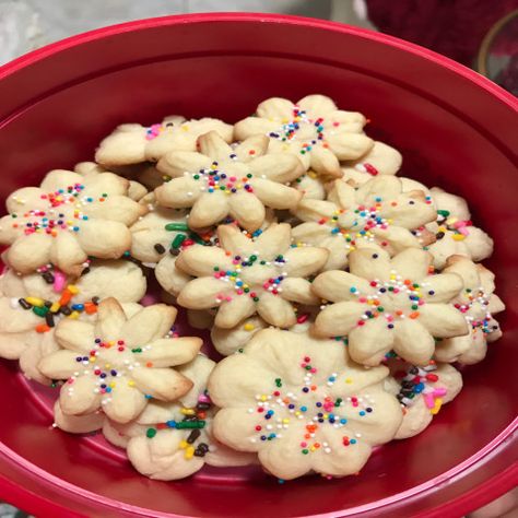 Wilton Cookie Press Recipe, Classic Spritz Cookies, Wilton Cookie Press, Press Cookies, Cookie Press Recipes, Chill Place, Spritz Cookies, Cream Butter, Cookie Press