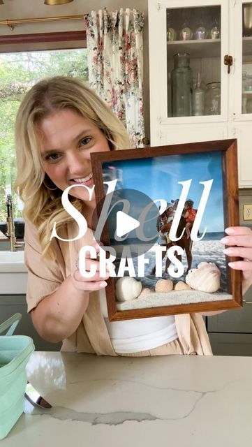 Karlee Gail Bowman on Instagram: "Here’s a few idea of what to do with those shells you picked on the beach! Let’s get crafty and make our own “souvenirs” 😉" Shell Keepsake Ideas, Beach Memory Ideas, Beach Shells Display, Beach Keepsake Ideas, Seashell Memory Craft, Seashell Souvenir Ideas, What To Do With Shells, Display Shells From Vacation, Seashell Souvenir Diy