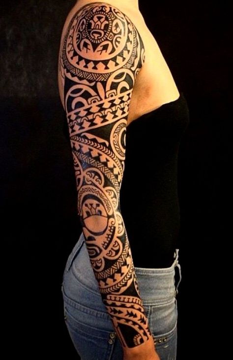 39 ideas de Tatuajes MAORIES de hombre/mujer (fotos+significado) Tattoo Brazo Mujer, Marquesan Tattoo, Maori Tattoo Frau, Maori Tattoos, Polynesian Tattoo Designs, Full Sleeve Tattoo Design, Marquesan Tattoos, Maori Tattoo Designs, Hawaiian Tattoo