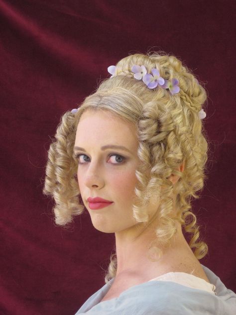 Recency Hairstyles, Midevil Hairstyles, Regency Hairstyle, Regency Makeup, Golden Locs, 1860s Hairstyles, Mikaelson Ball, 19th Century Hairstyles, Empire Hair