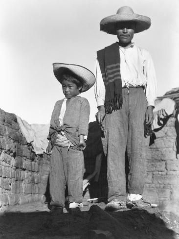 size: 12x9in Giclee Print: Campesino and Son, State of Veracruz, Mexico, 1927 by Tina Modotti : Real Mexico, Tina Modotti, Fine Photography, Diego Rivera, Mexican Culture, Arte Popular, Mexican Art, Bw Photo, Photographic Art