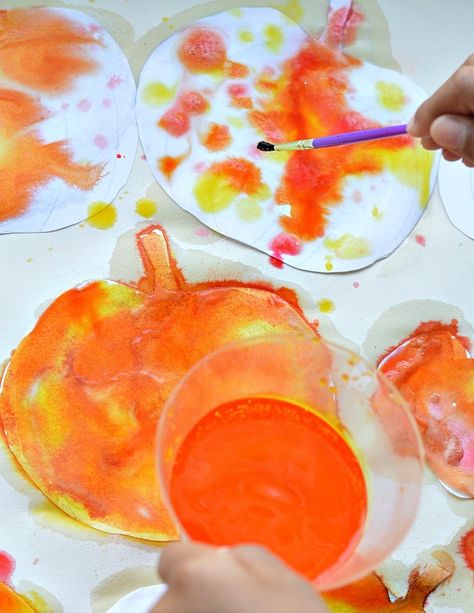 Pumpkin Art Activities Preschool, Fizzy Art, Fall Art Activities, Pumpkins Preschool, Pumpkins Kindergarten, Preschool Creative Art, Reggio Classroom, Pumpkin Activities, October Art