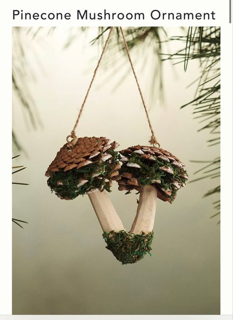 Navidad Natural, Pine Cone Art, Mushroom Crafts, Pinecone Ornaments, Pumpkin Candles, Pine Cone Crafts, Mushroom Decor, Woodland Christmas, Noel Christmas