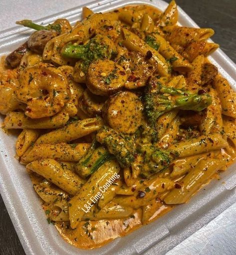 Spicy Smoked Sausage, Alfredo With Broccoli, Penne Alfredo, Sausage Shrimp, Delicious Food Image, Lobster Pasta, Soul Food Dinner, Fine Cooking, African Recipes