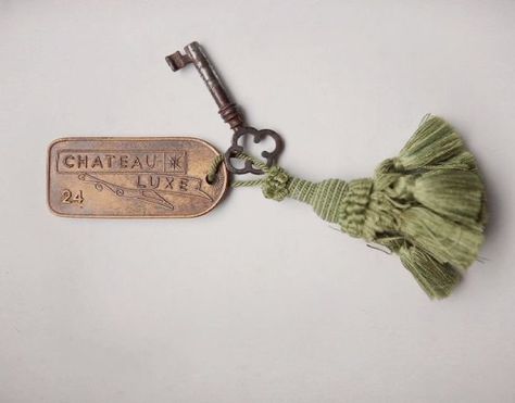 Vintage Flatlay, Grand Budapest, Ivy House, Grand Budapest Hotel, Vintage Hotels, Budapest Hotel, Antique Keys, Vintage Keys, Wes Anderson