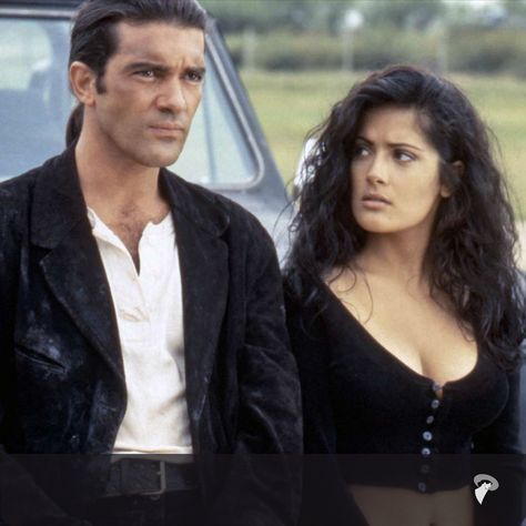 Antonio Banderas and Salma hayek in Desperado (1995) Salma Hayek Desperado, Desperado Movie, Desperado 1995, Store Owner, Salma Hayek, Oui Oui, Underworld, Infamous, Bad Guy