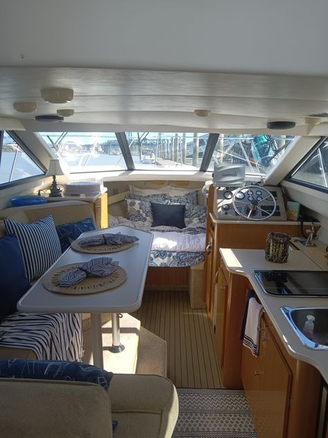 Our cozy Bayliner.... Boat Interior Aesthetic, Small Yacht Aesthetic, Cozy Boat Interior, House Boat Interior Ideas, Bayliner Boats Interior, Sailboat Living Aesthetic, House Boat Decor, Boat House Aesthetic, Living In A Boat