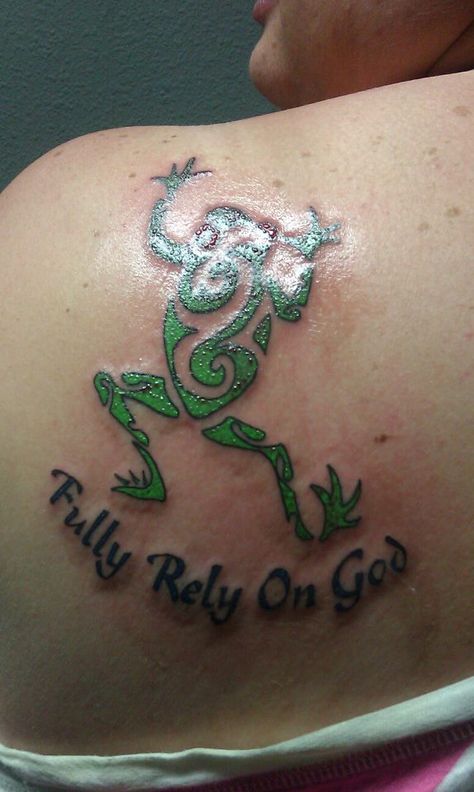 4th Tat. June 1st, 2012. Reads Fully Rely on God. Fully Rely On God Tattoo, Frog Tattoo Design, Fully Rely On God, Rely On God, Peace Frog, God Tattoo, Frog Tattoo, Crazy Tattoos, God Tattoos