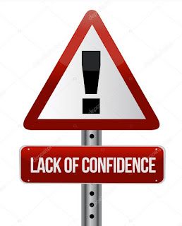 Top 10 Warning Signs of Low Self-Esteem and a Lack of Confidence Confidence Images, Self Limiting Beliefs, Lack Of Self Confidence, Low Self Confidence, Ad Video, How To Think, Lack Of Confidence, What Is Self, Dream Symbols