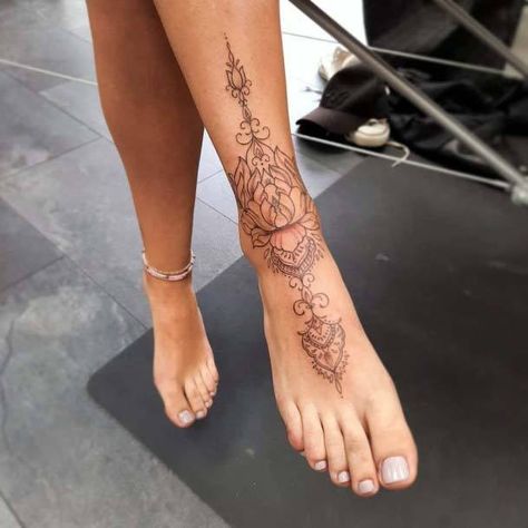 Mandala Foot Tattoo, Ankle Foot Tattoo, Female Tattoo Ideas, Cuff Tattoo, Bracelet Tattoo, Ankle Tattoos For Women, Anklet Tattoos, Foot Tattoos For Women, Tattoo Hand