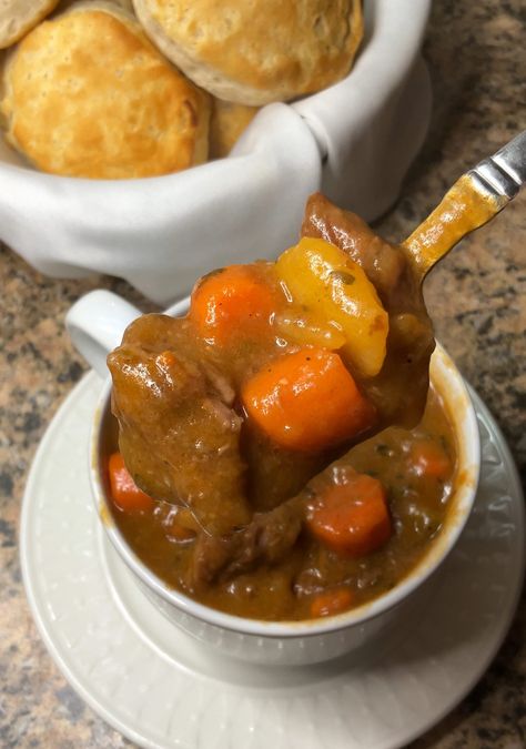 Hearty Beef Stew (Stove Top) - What's Mom Cookin' Thick And Hearty Beef Stew, Quick And Easy Beef Stew Stove Top, Dinty Moore Beef Stew Recipe Copycat, Hearty Beef Stew Stove Top, Thick Beef Stew Stove Top, Small Batch Beef Stew, Beef Stew Meat Recipes Stovetop Quick, Thick Hearty Beef Stew, Beef Stew Recipe Stove Top