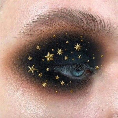 [°♡°] 𝑝𝑖𝑛𝑡𝑒𝑟𝑒𝑠𝑡: 𝑦𝑢𝑛𝑎𝑙𝑒𝑒𝑠 Editorial Make-up, Gold Eyeliner, Drag Make-up, Smink Inspiration, Beauty Make-up, Kesha, Eye Makeup Art, Editorial Makeup, Makeup Goals