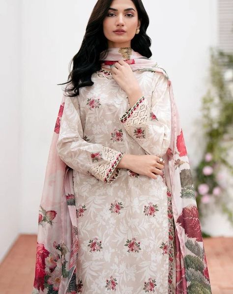 BAROQUE EMBROIDERED LAWN UF-535 RESTOCK ✔ Price: 5990 ✔ Fabric: LAWN ✔ Design: Articles ✔ Unstitched Collection Embroidered digital printed lawn front ( 1 yard) Digital printed lawn sleeves , back & trouser (3.40 yard) Embroidered organza neckline patch (1 pc) Embroidered organza sleeves border (2 pc) Embroidered organza neckline & sleeves and side border (5 yard) Digital printed zarri dupatta (2.70 yard) ✅ Book Your Oder Now. ✅ Delivery Worldwide Available. ✅ Courier Service Is Also Availab... Phulkari Pants, Lucknowi Kurta, Gharara Suits, Patiala Salwar Suits, Side Border, Lawn Design, Bridal Dupatta, Phulkari Dupatta, Chikankari Suits