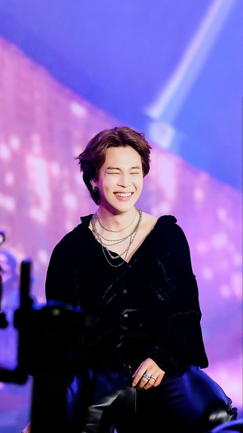 Jimins Smile, Jimin Boyfriend Material, Bts Jimin Wallpaper, Cute Jimin, Jimin Boyfriend, Jimin Smile, Kpop News, Smile Wallpaper, Park Jimin Cute