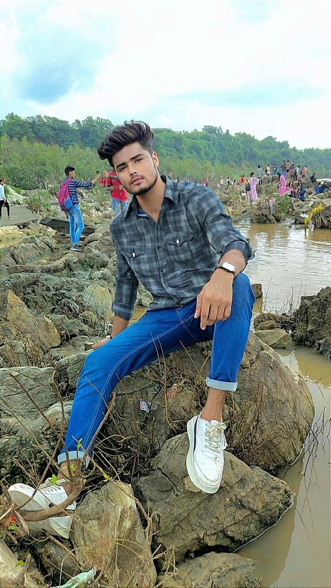 Outdoor Pose For Men 🙋‍♂️😎 M416 Glacier Wallpaper, Glacier Wallpaper, Pubg M416 Glacier Wallpaper, Pubg M416, Holi Poster, Raj Kumar, Cool Photo Effects, Attitude Stylish Boys Pic, Men Fashion Photoshoot