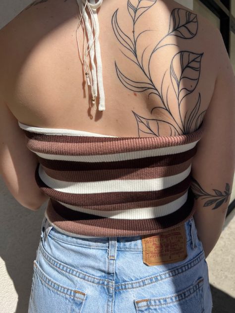 Large Fine Line Back Tattoo, Leaf Tattoo Fine Line, Leaf Back Tattoo, Line Back Tattoo, Fine Line Back Tattoo, Back Tattoo Inspiration, Tattoo Fine Line, Leaf Tattoo, Fine Line Tattoo