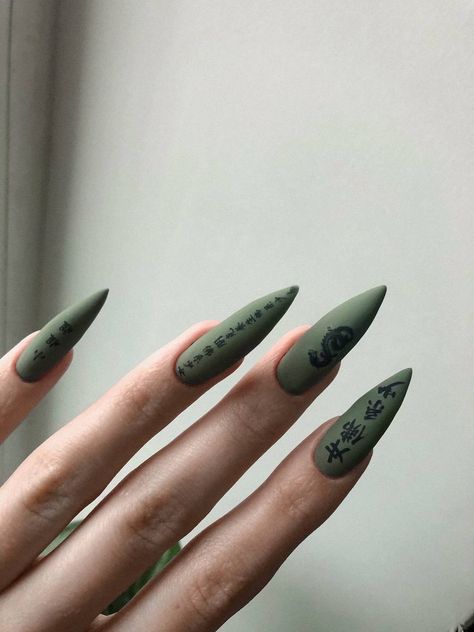 Dragon Nails, Witchy Nails, Retro Nails, Punk Nails, Anime Nails, Edgy Nails, Goth Nails, Grunge Nails, Pointed Nails